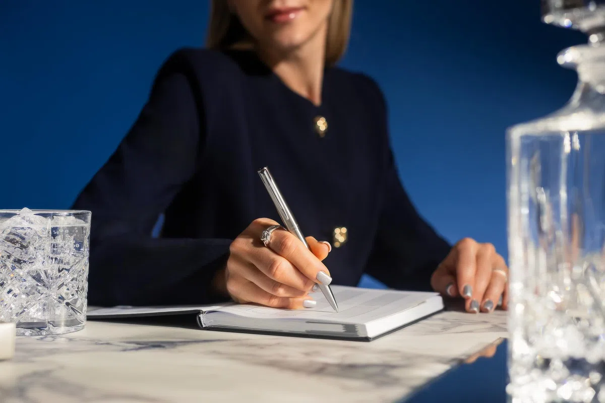 Waterman Allure Schreibset mit Gravur – Kugelschreiber & Füllfederhalter Set personalisiert – Luxus Schreibgeräte Set in Schwarz – Elegantes Geschenk für Damen & Herren (Stainless Steel)