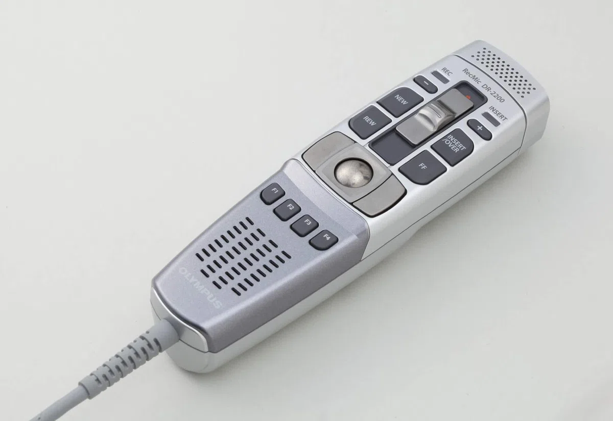 Olympus RecMic DR-2200 - System Edition nur Geraet